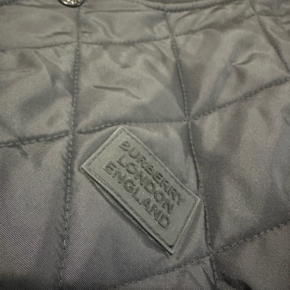 AUTHENTIC BURBERRY BOMBER JACKET! - Picture 3 of 6